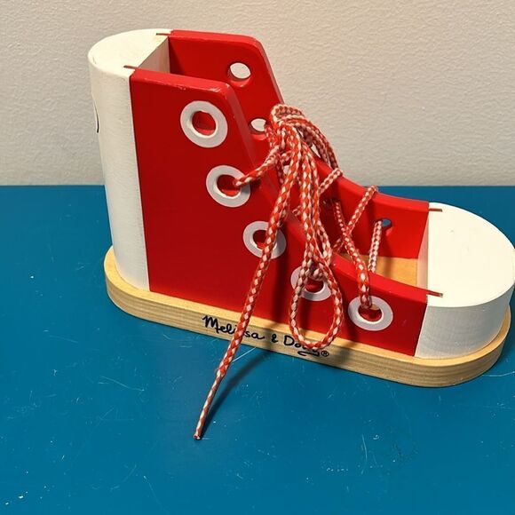 Melissa and Doug Wooden Shoe Lace Toy/Educational - Picture 3 of 5